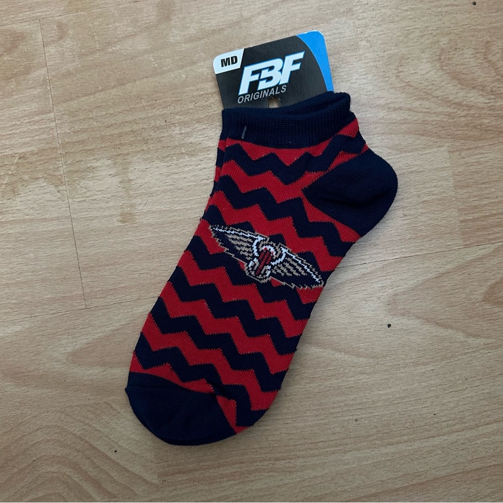 Brand New New Orleans Pelicans For Bare Feet Red and Navy Blue Crew Socks